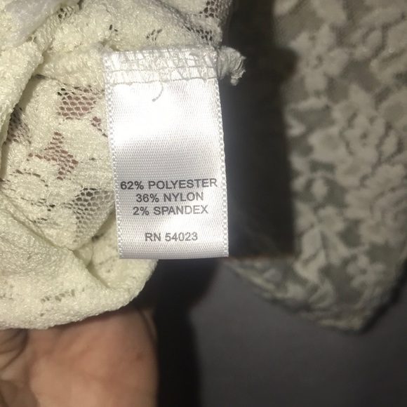 Lace Banana Republic Top - Picture 8 of 8